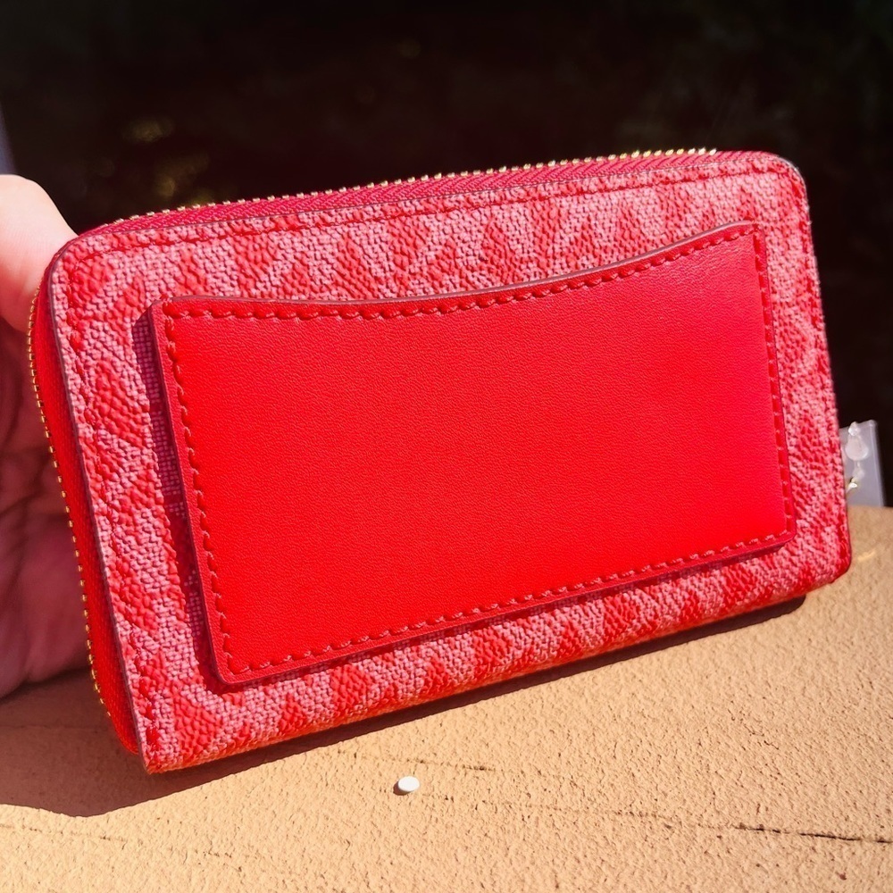 Michael Kors Jet Set Signature Zip-Around Wallet – Sangria Pink MK Logo – NWT - Picture 3 of 5